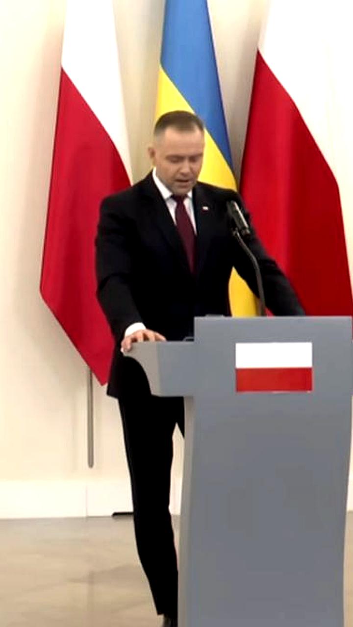 Напряжение в отношениях Польши и Украины: президент Навроцкий критикует Зеленского за недооценку помощи