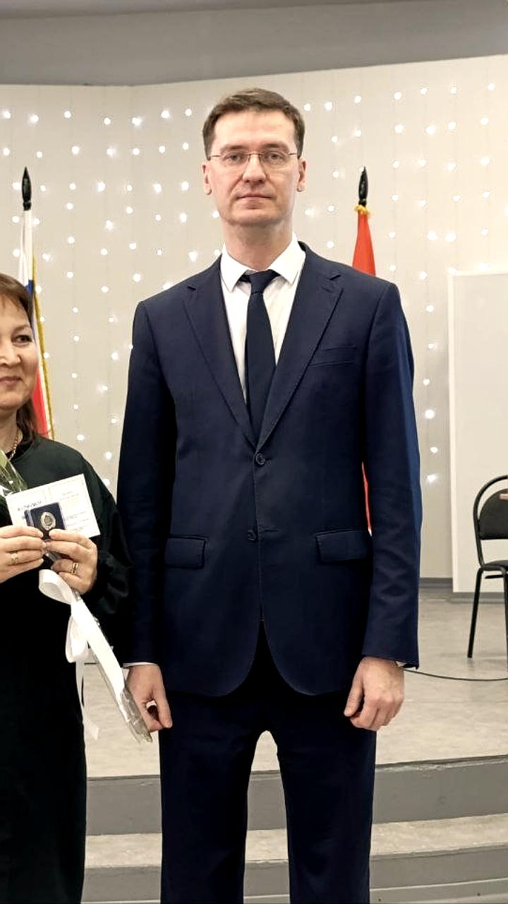 Итоги Года защитника Отечества: патриотическое воспитание и новые инициативы в России