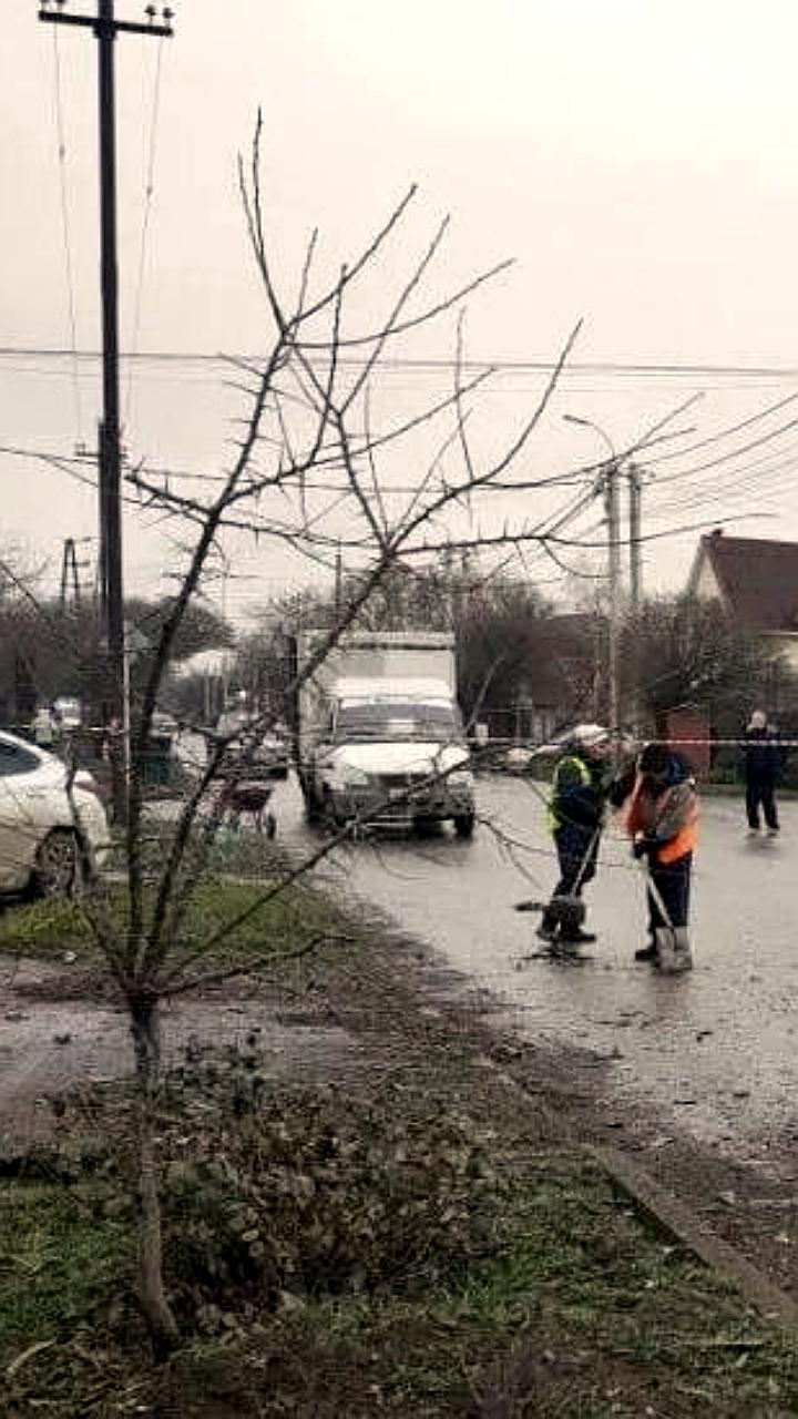В Таганроге повреждены дома в результате беспилотной атаки