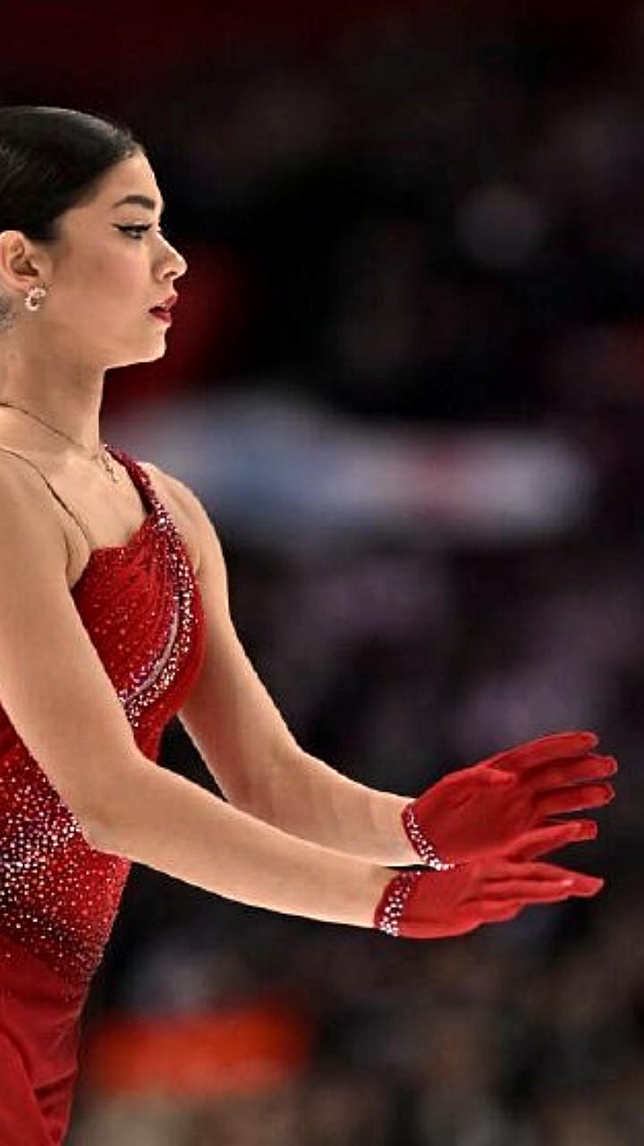 Петросян возглавляет чемпионат России по фигурному катанию после короткой программы