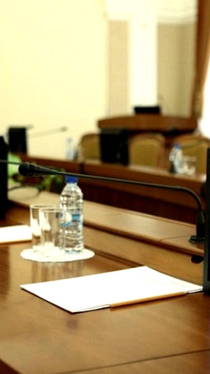 Александр Зверев назначен первым замминистра транспорта Омской области