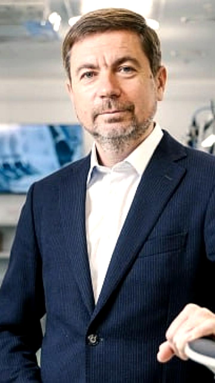 Моторика и нейроинтерфейсы: Прогресс в управлении протезами силой мысли