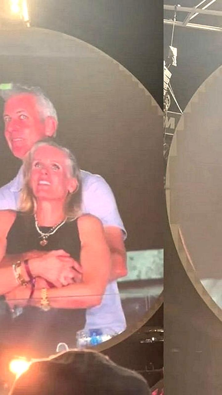 Бывшая HR директор Astronomer Кристин Кэбот рассказала о скандале с поцелуем на концерте Coldplay