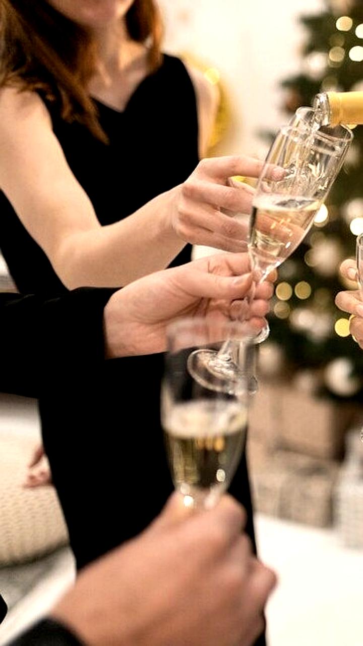 Советы сомелье по выбору вин к новогоднему столу