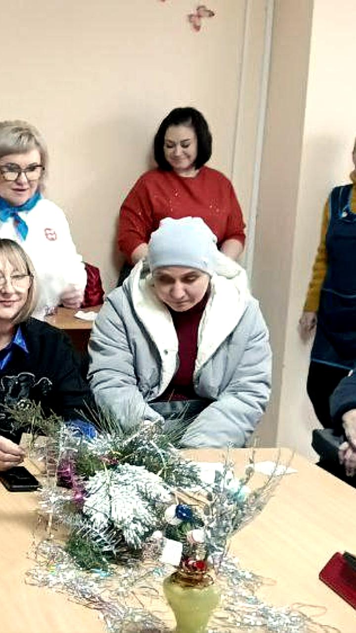 Ветераны и дети участников СВО встретились с депутатами и получили поздравления к Новому году