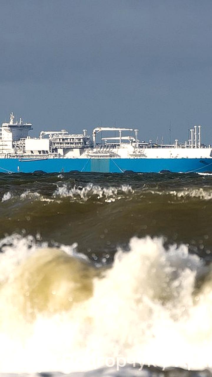 С 1 февраля 2026 года в районе терминала СПГ под Калининградом вводится запрет на плавание судов