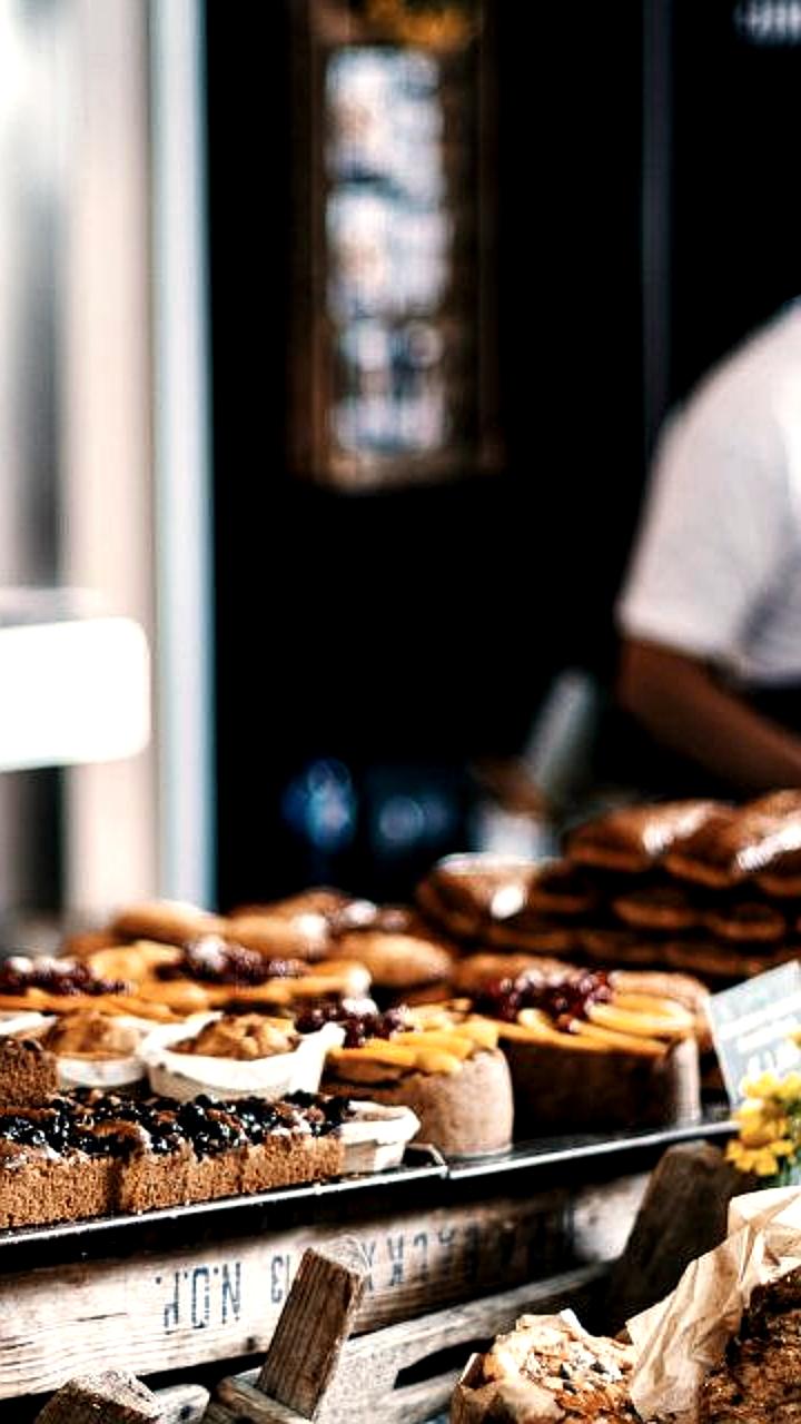 Сокращение заведений общепита в России: новые форматы и рост затрат