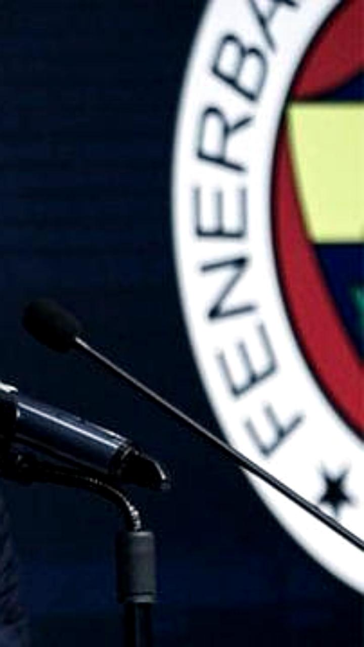 Президент Фенербахче Садеттин Саран сдал положительный тест на наркотики