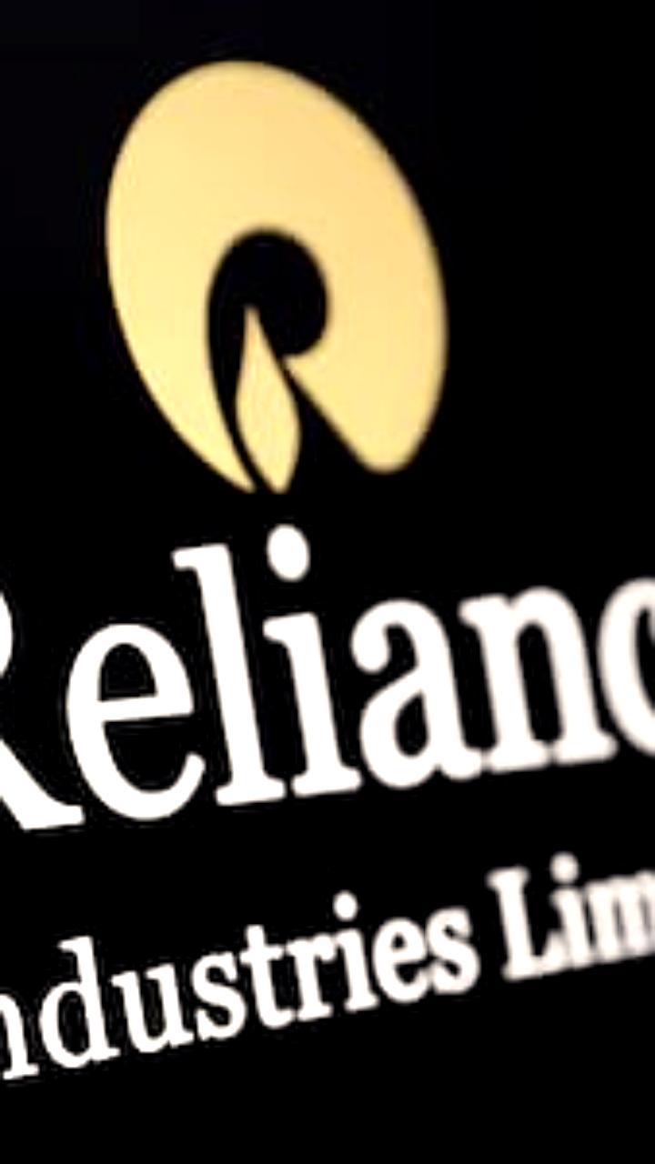 Reliance Industries получает временное разрешение на закупку нефти у Роснефти