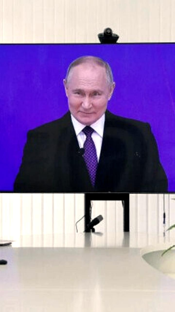 Песков сообщил об отсутствии послания президента в 2025 году