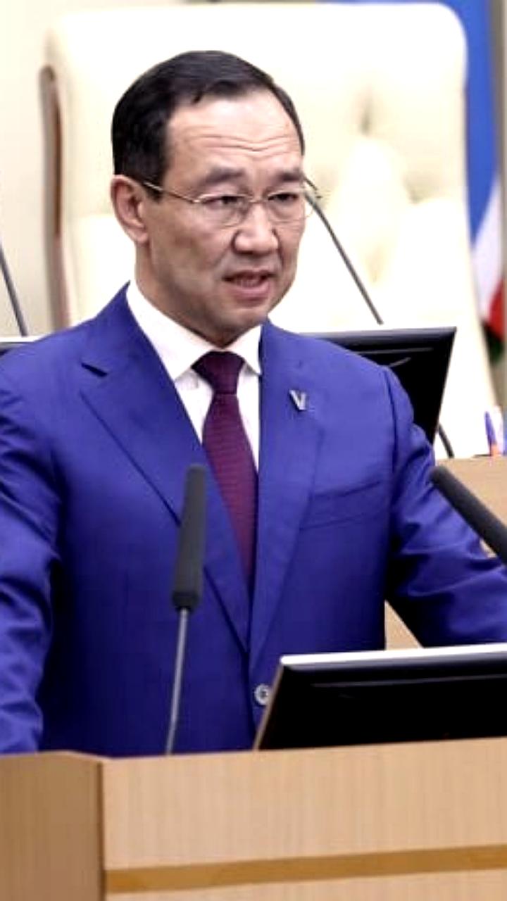 Айсен Николаев занимает четвертое место в национальном рейтинге губернаторов за 2025 год