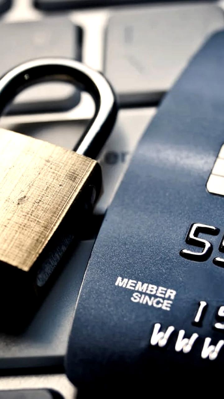 ЦБ РФ вводит новые признаки мошенничества в системе быстрых платежей