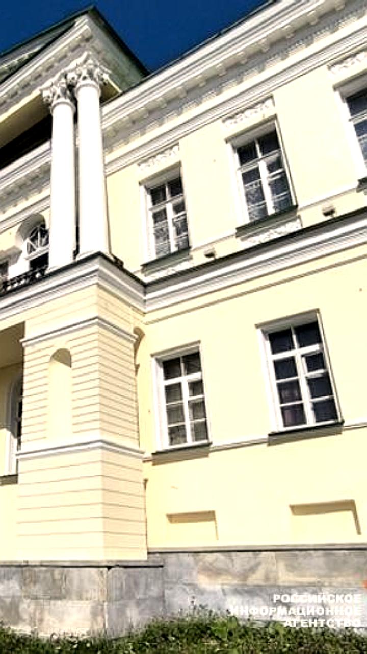 Дворец пионеров в усадьбе Харитонова Расторгуева в Екатеринбурге временно закроется из-за небезопасного состояния