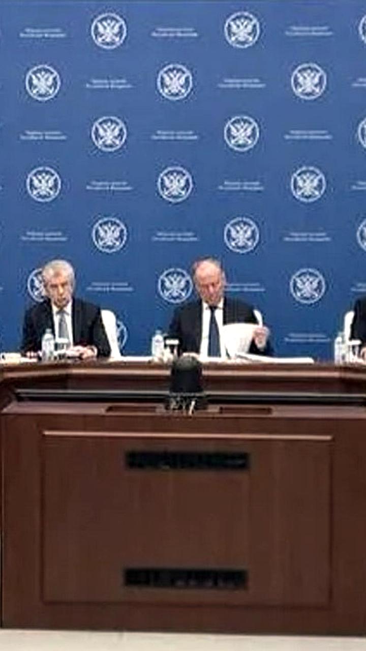 Айсен Николаев представил проект международного транспортного коридора Мохэ Найба на заседании Морской коллегии РФ