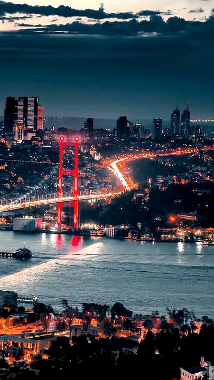 Рост стоимости жизни в Стамбуле: расходы семьи из четырех человек превысили 106 тысяч лир