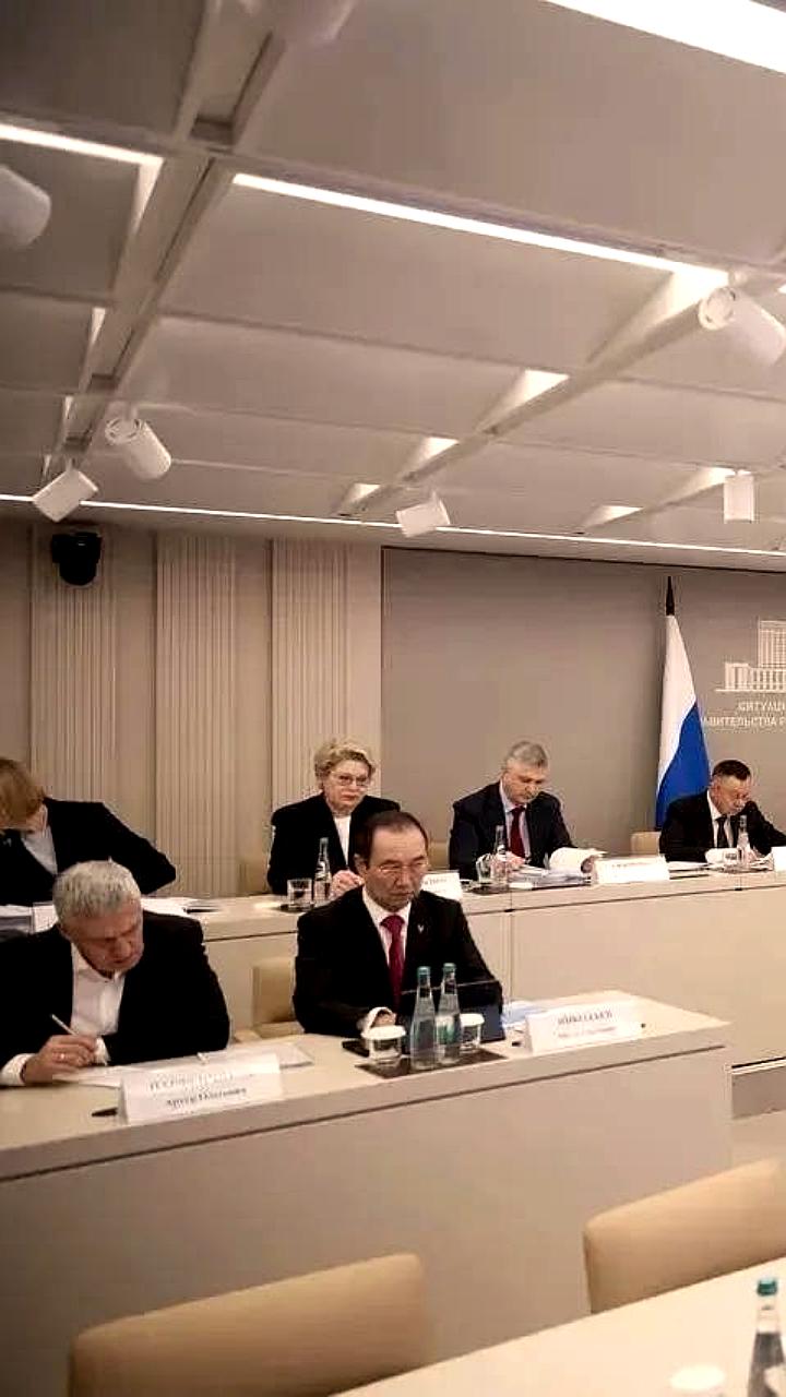 Якутия и Бурятия признаны лидерами ДФО на заседании правительственной комиссии