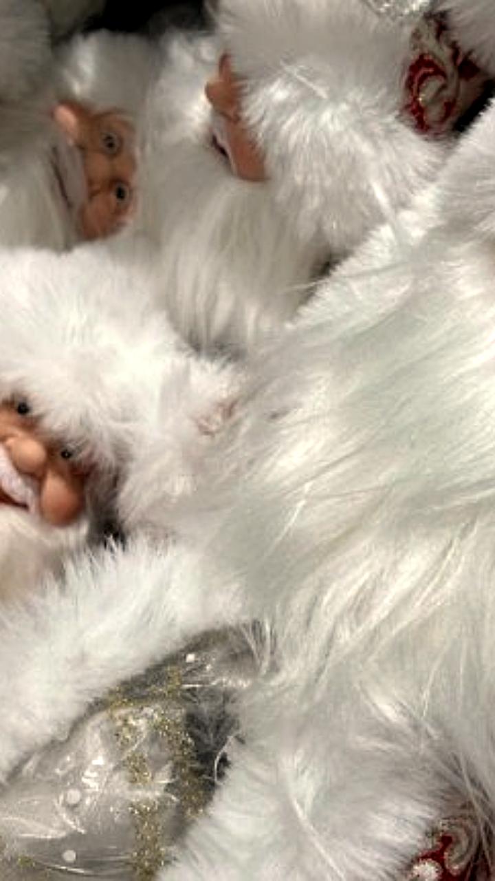 Более трети россиян никогда не получали плохих новогодних подарков, согласно SuperJob