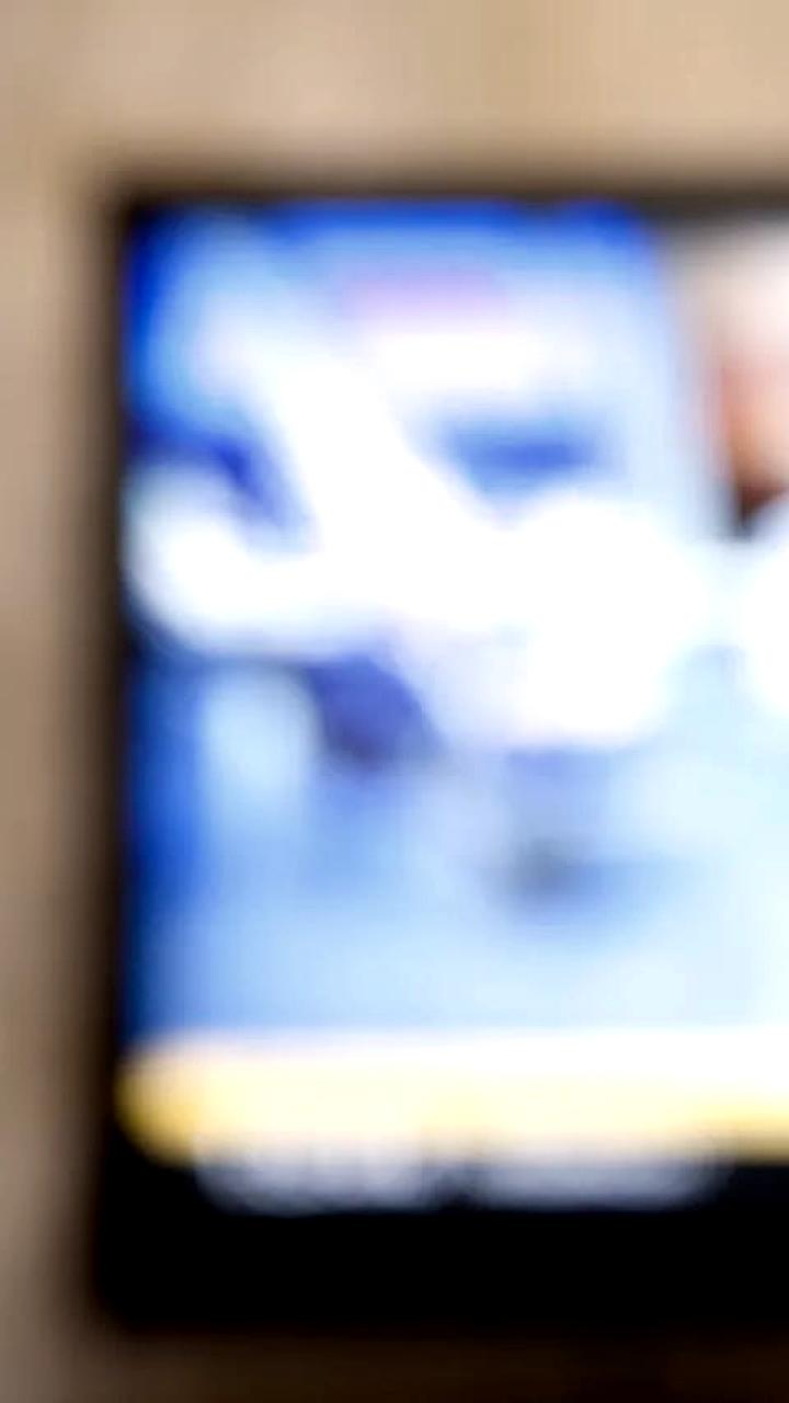 Исследование: Каждый второй россиянин не смотрит новогодние шоу на ТВ