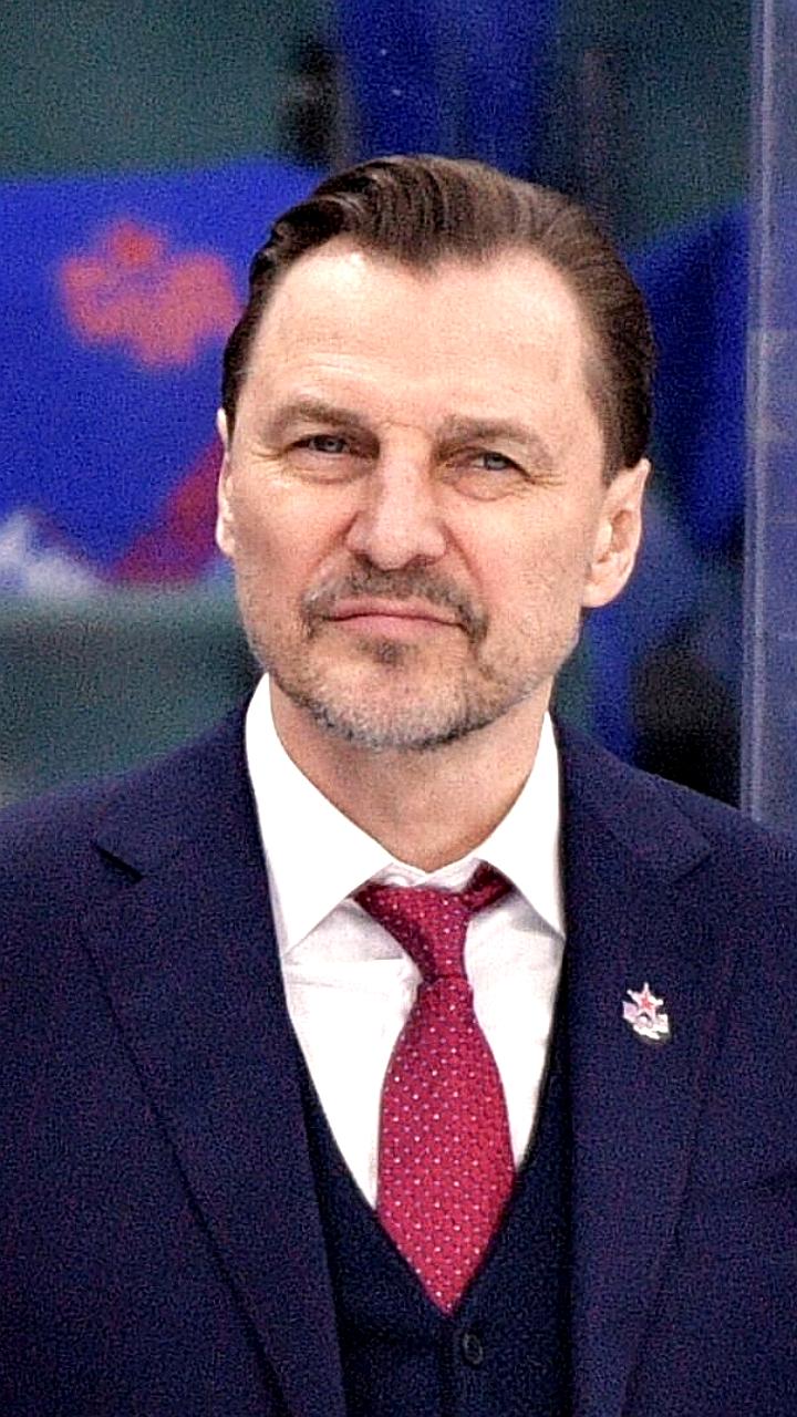 Сергей Федоров пригласил Александра Овечкина на церемонию выведения номера в Детройте