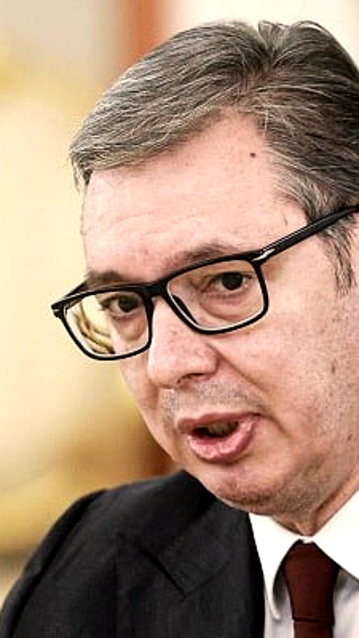 Студенты Сербии организуют сбор подписей за досрочные выборы после трагедии в Новом Саде