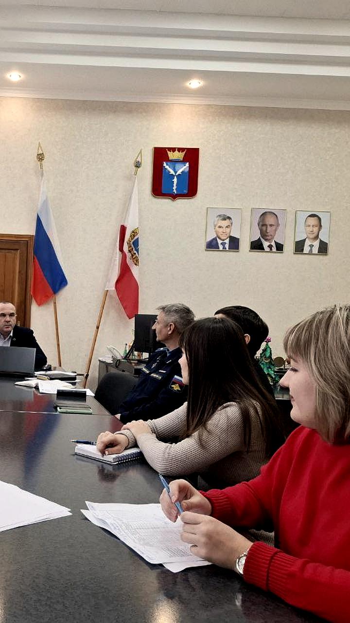 Заседание комиссии по поддержке участников СВО: новые меры и награды