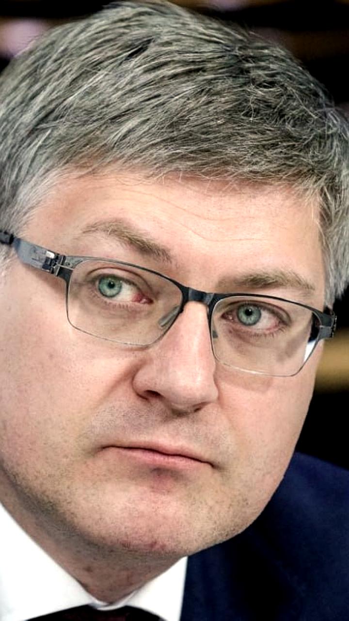 Павел Степанов назначен врио полпреда правительства РФ в Конституционном и Верховном судах