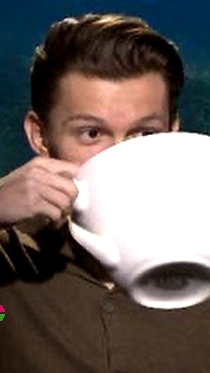 Врач рекомендует полезные напитки для новогоднего стола