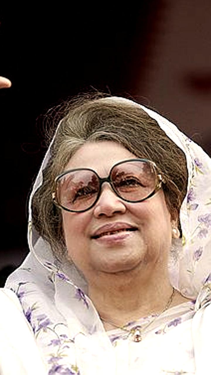 Умерла экс-премьер Бангладеш Халеда Зия