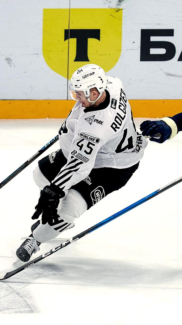 Металлург одерживает победу над Трактором в овертайме