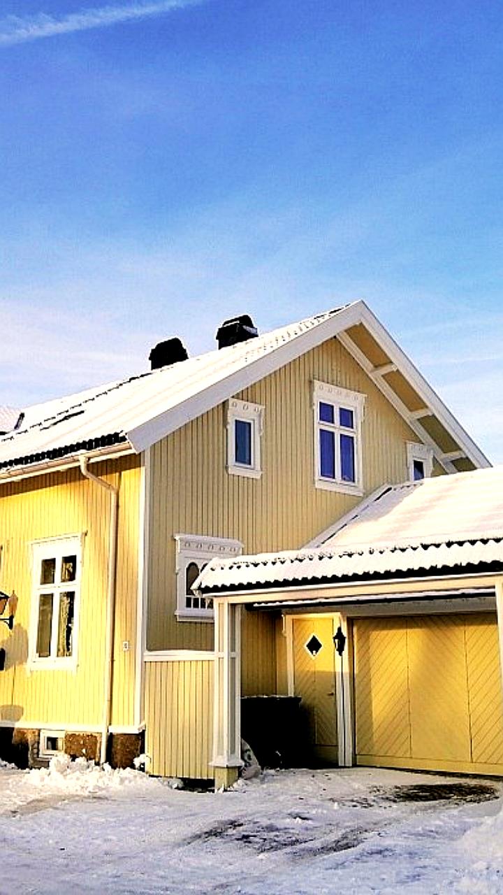 Спрос на аренду коттеджей в Ленобласти снизился на 11% на Новый год