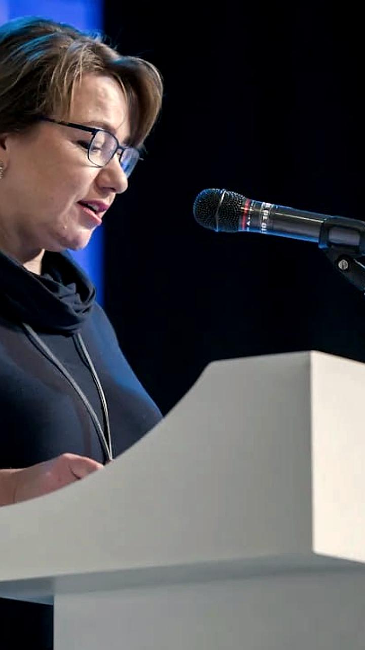 Оксана Савинова назначена уполномоченным по правам ребенка в Тюменской области