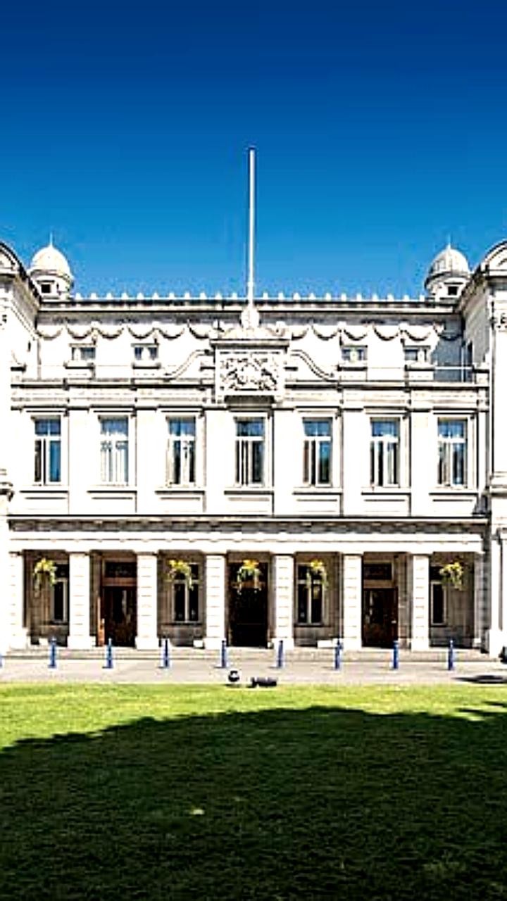 Суд в Великобритании присудил компенсацию преподавательнице за гендерную дискриминацию