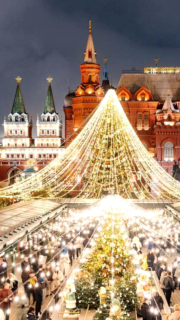 Новогодняя подсветка Москвы будет работать всю ночь