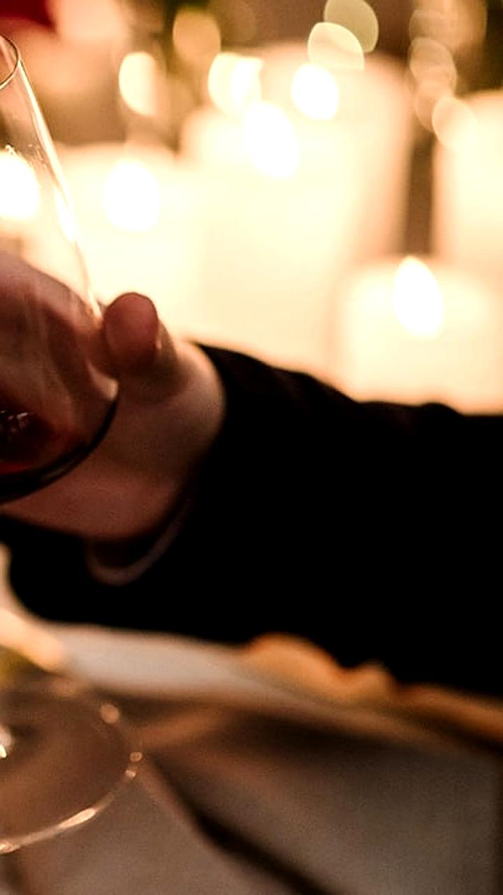 Исследование: Женщины медленнее перерабатывают алкоголь, особенно после 45 лет