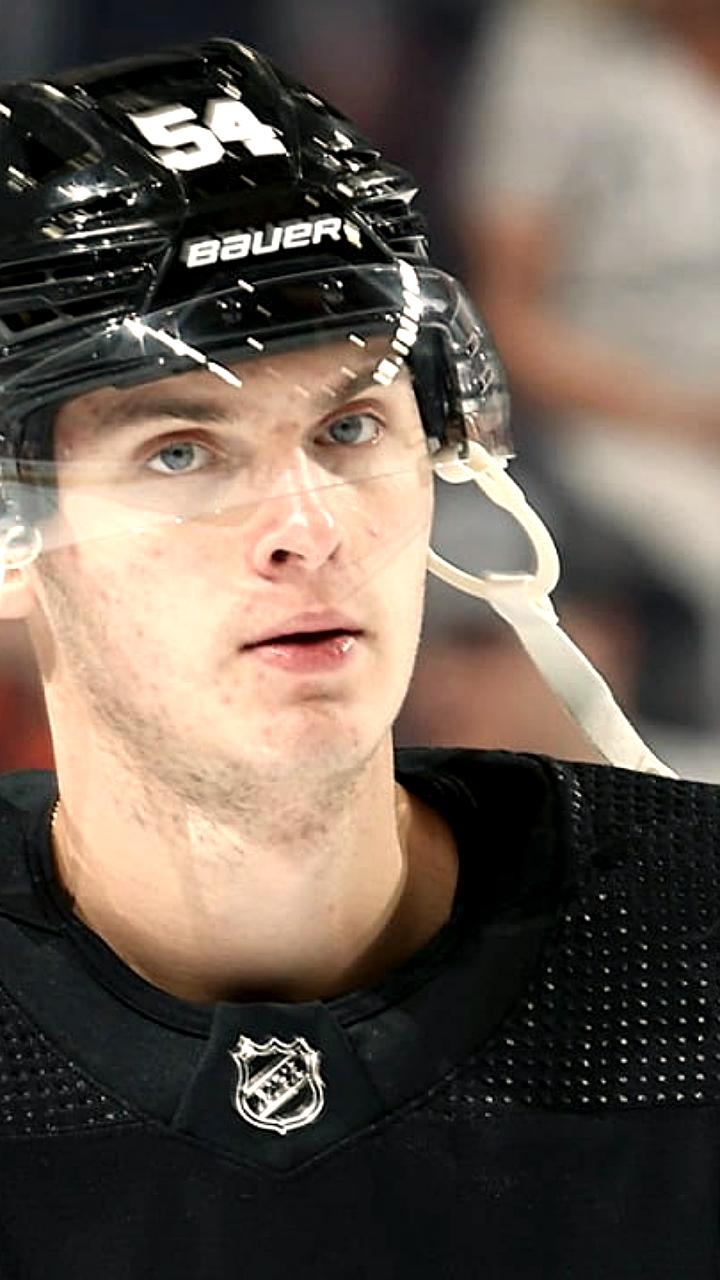 Егор Замула переходит из Филадельфии в Питтсбург в обмен на Филипа Томасино