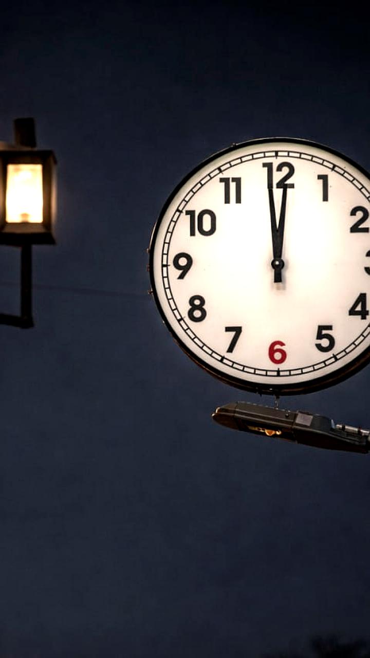 В Москве более тысячи уличных часов отмечают Новый год с помощью GPS-коррекции