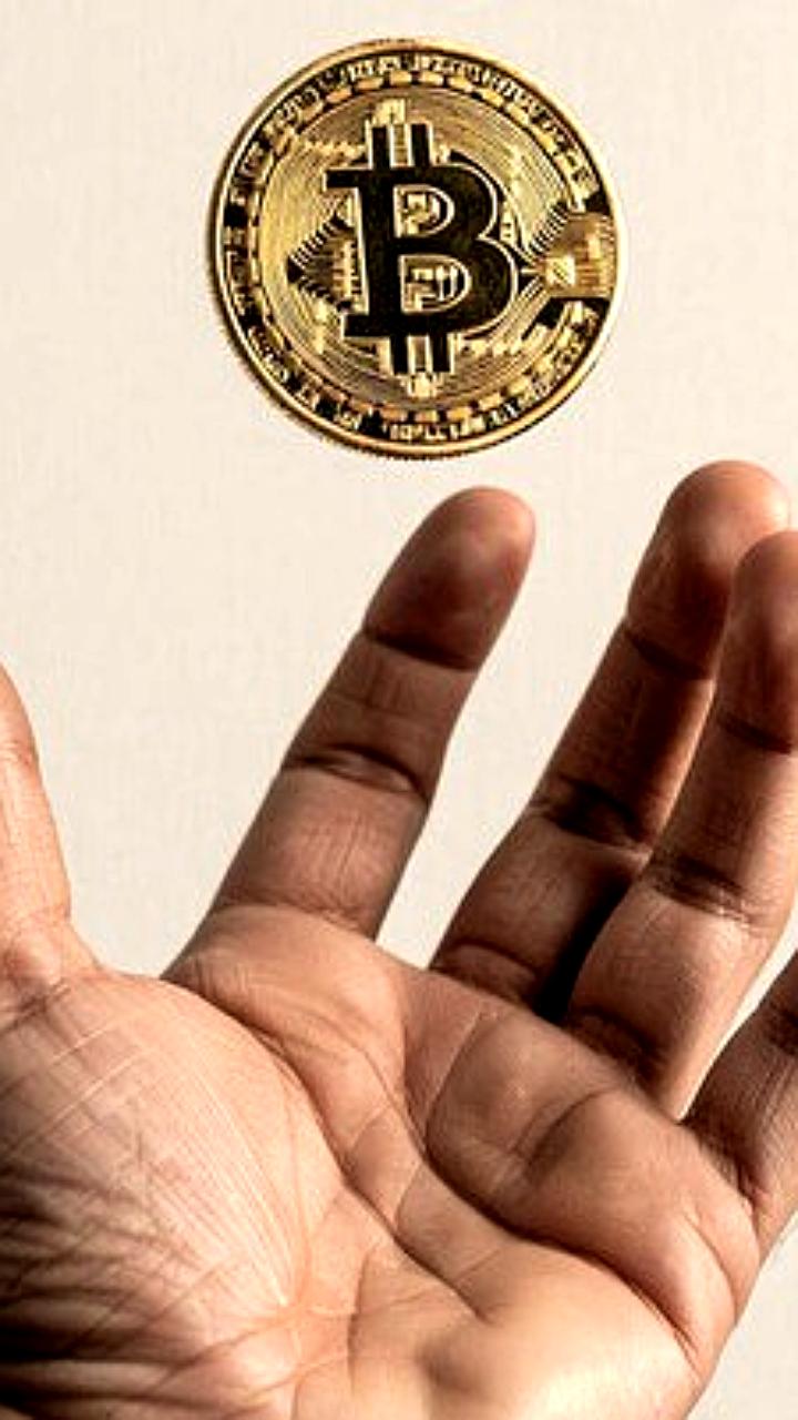 Биткоин отмечает 17-летие с момента запуска сети и первых транзакций