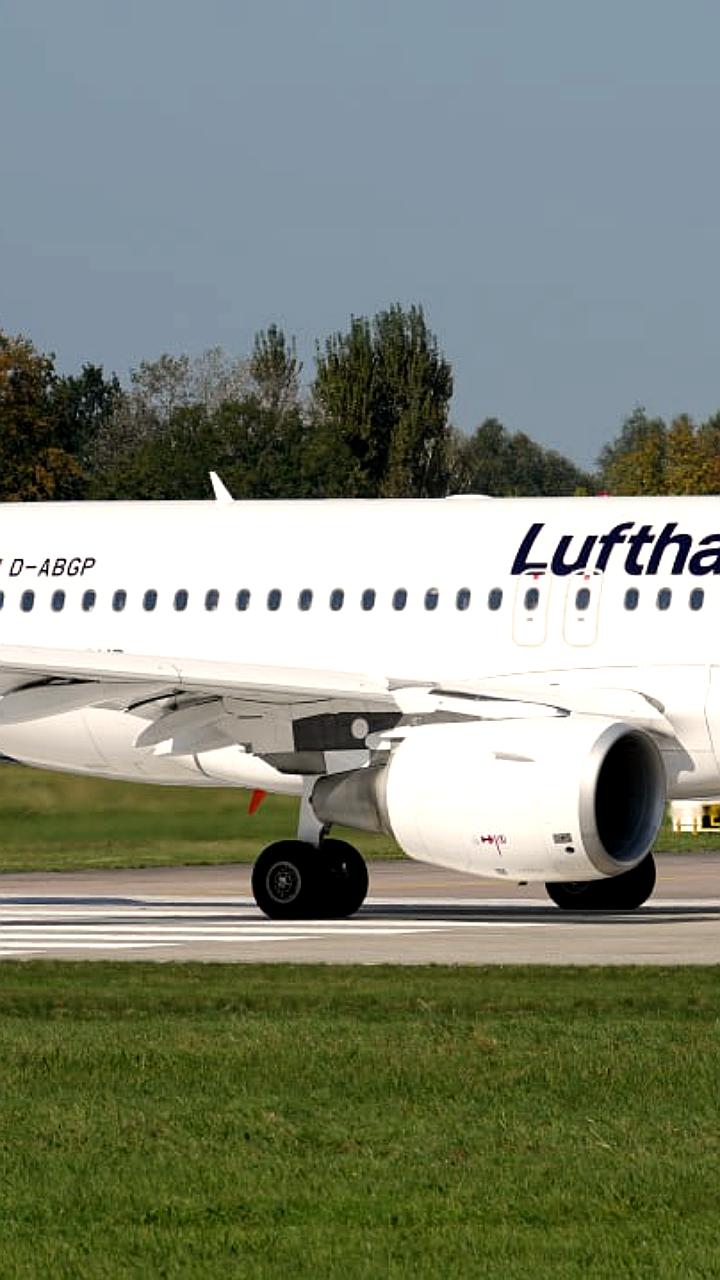 Lufthansa планирует возобновить полеты над Россией в 2026 году