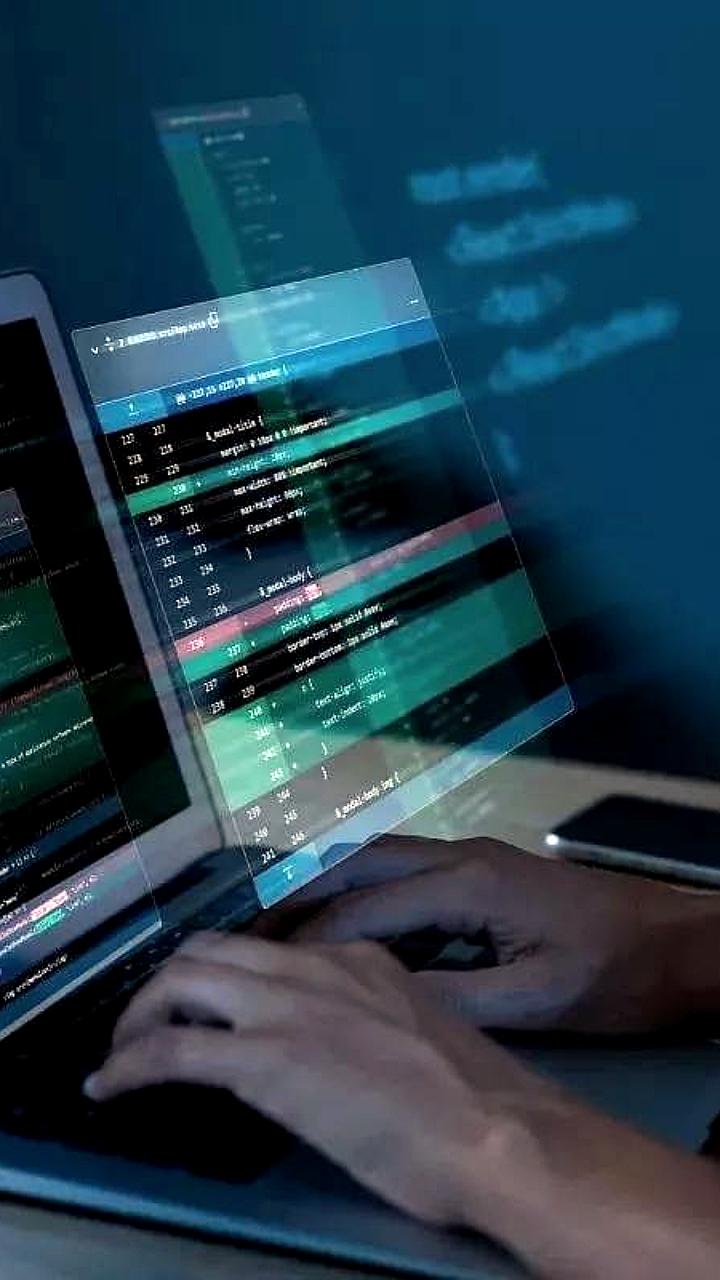 МВД предупреждает о мошенниках, рассылающих вирусы под видом сообщений от сотовых операторов и банков