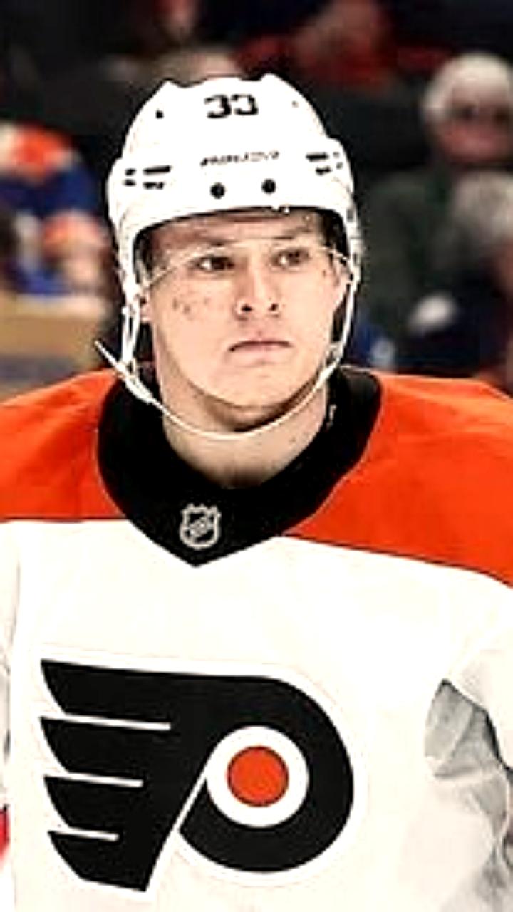 Айлендерс одерживают победу над Торонто в овертайме