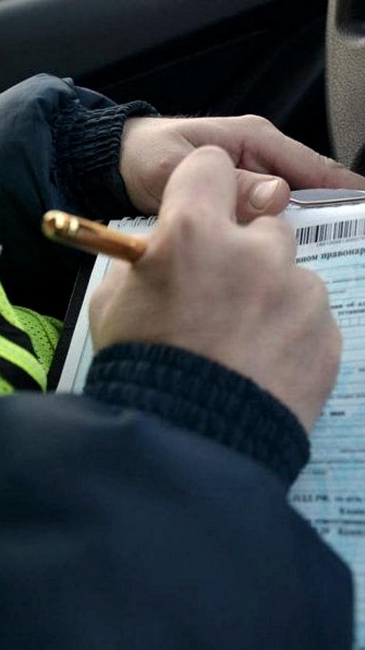 В Беларуси с 1 января 2026 года штрафы за ПДД будут списываться автоматически с банковских карт