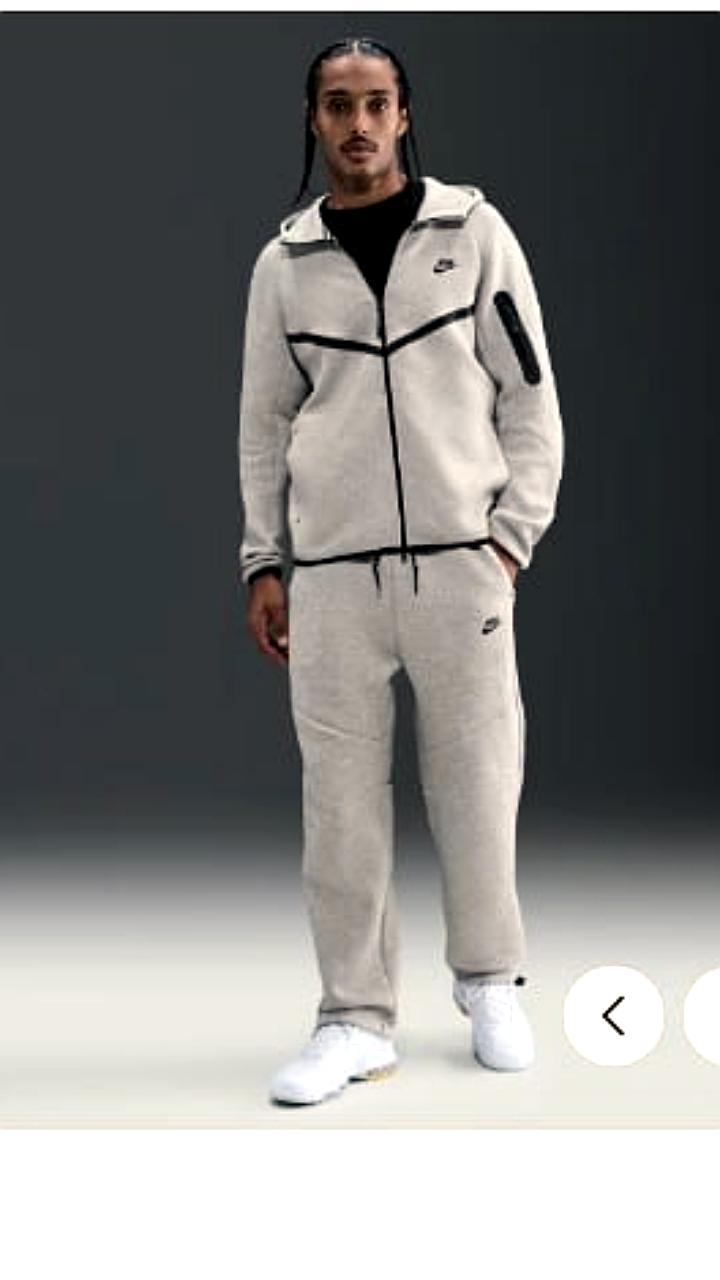 Продажи костюма Nike Tech взлетели после ареста Мадуро