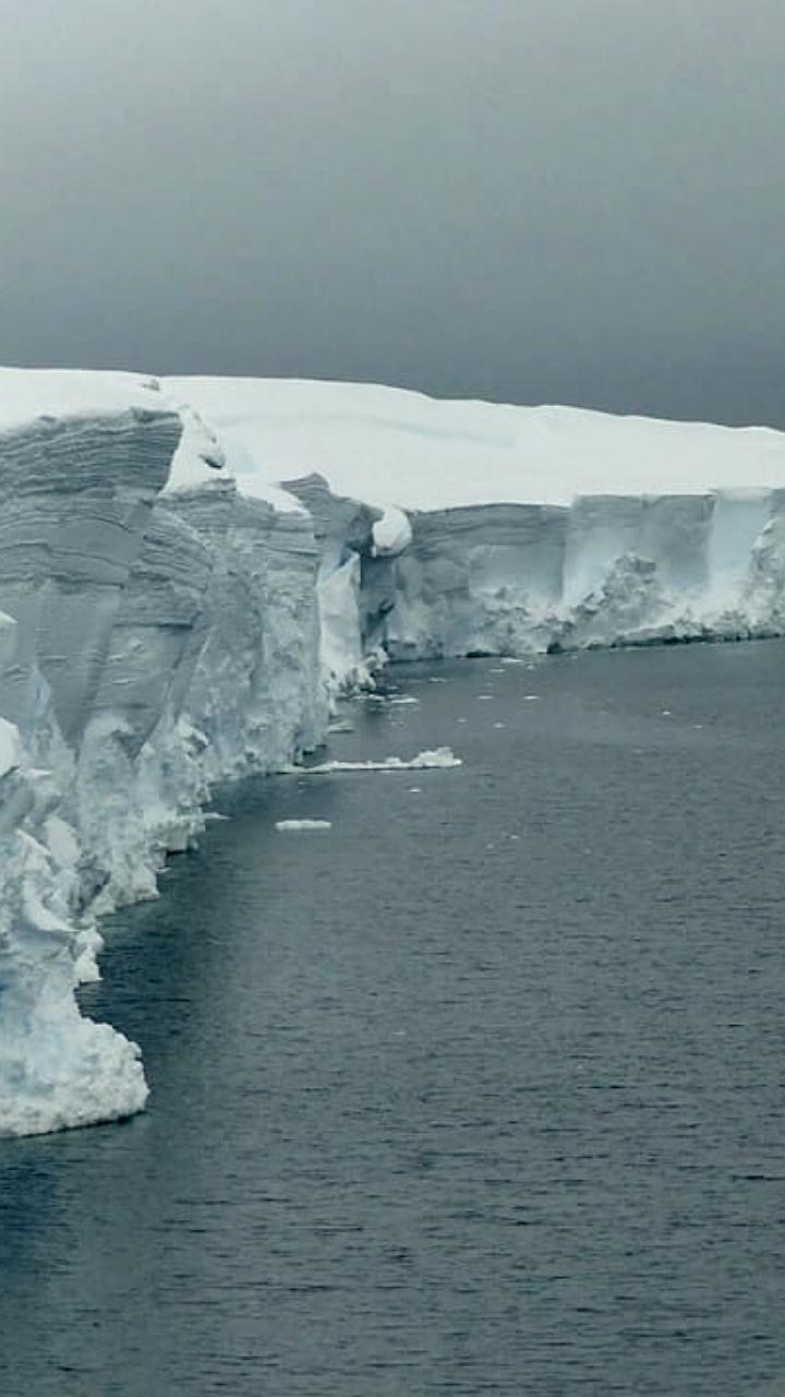 Ледник Туэйтс начал движение, угрожая уровню мирового океана
