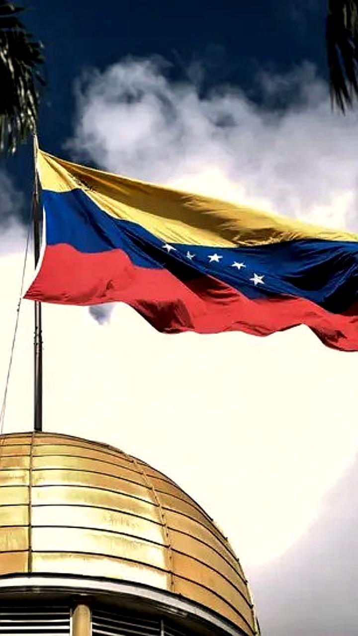 Минэкономразвития РФ рекомендует россиянам воздержаться от поездок в Венесуэлу