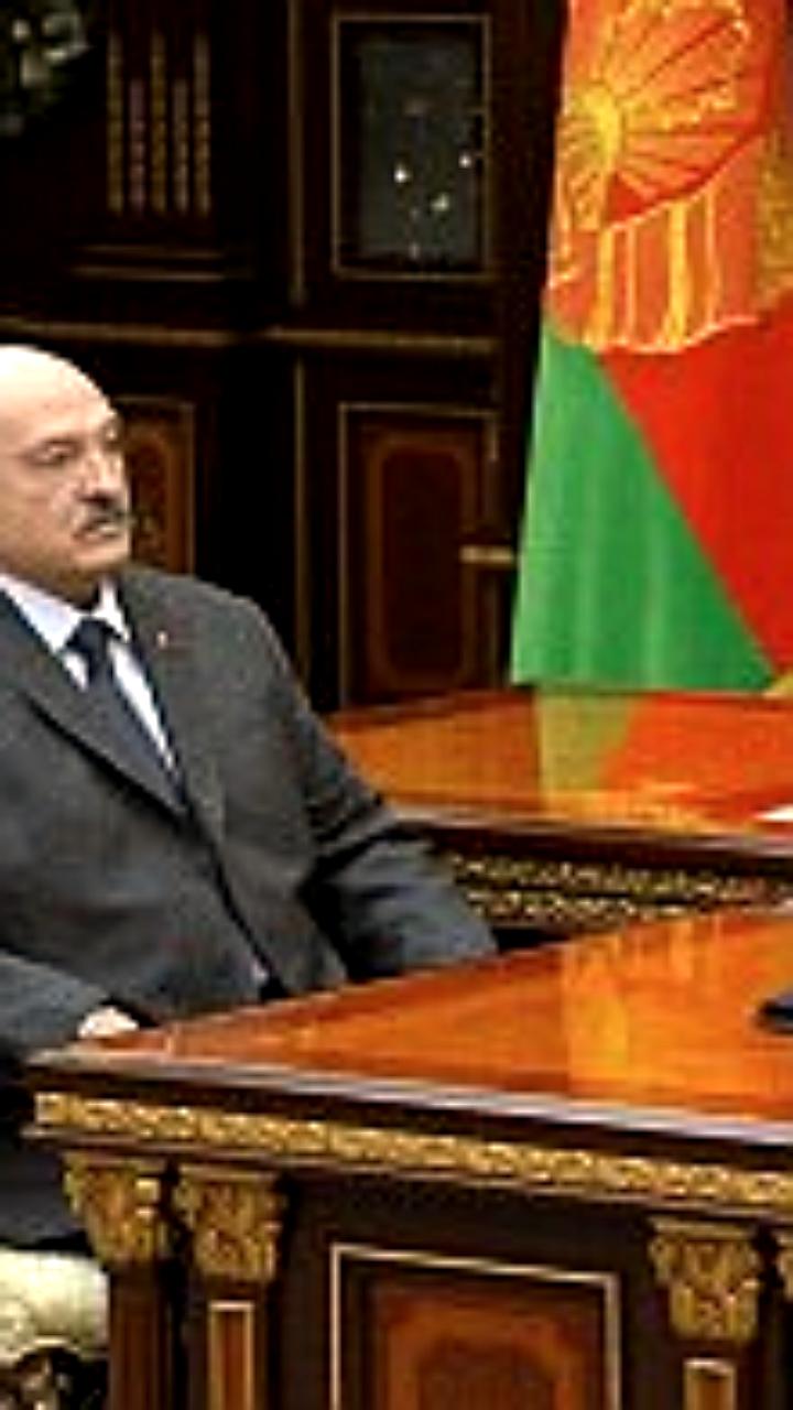 Лукашенко обсудил с послом Беларуси в России развитие сотрудничества и новые производства