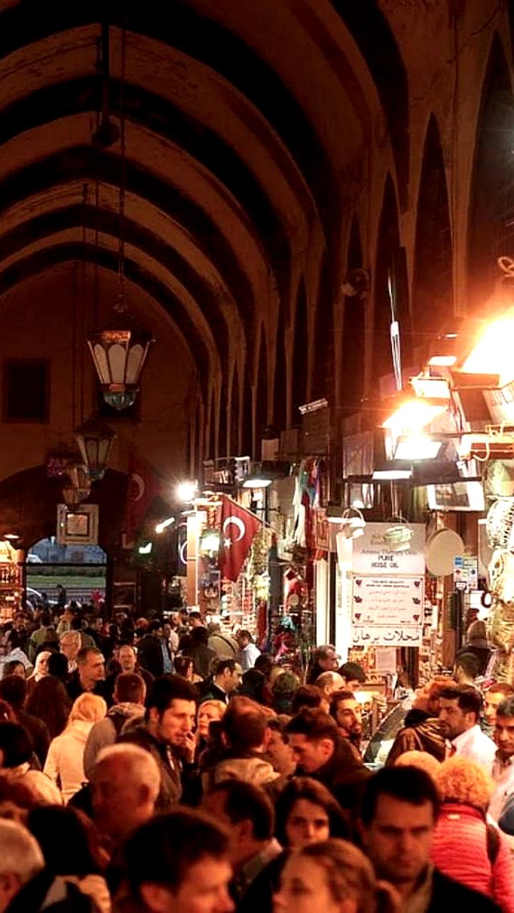 Четвертая волна операций по делу о черных деньгах: задержаны 80 человек