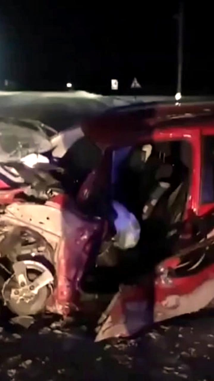 ДТП в Омской области: две девочки погибли, пятеро пострадали