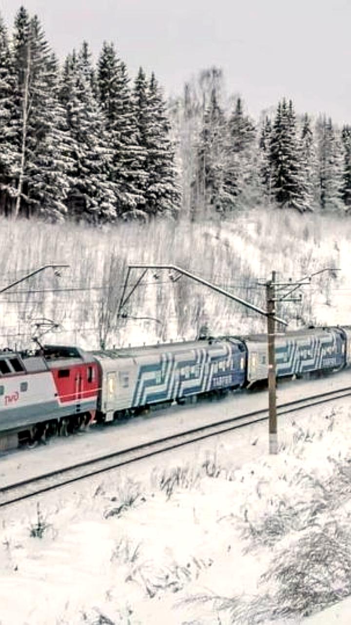 Задержка поездов в Крыму: до шести часов ожидания