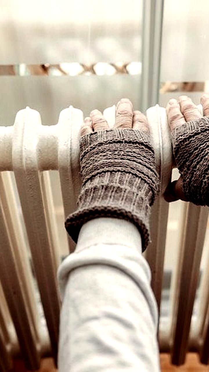 Киев готовится к холодам: власти призывают жителей запастись ресурсами из-за возможных отключений электроэнергии