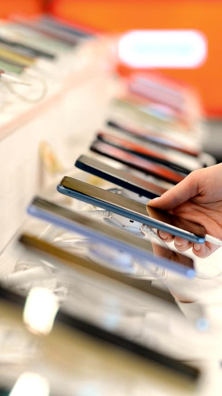 Правительство России продлило упрощенный порядок ввоза электронных устройств до конца 2026 года